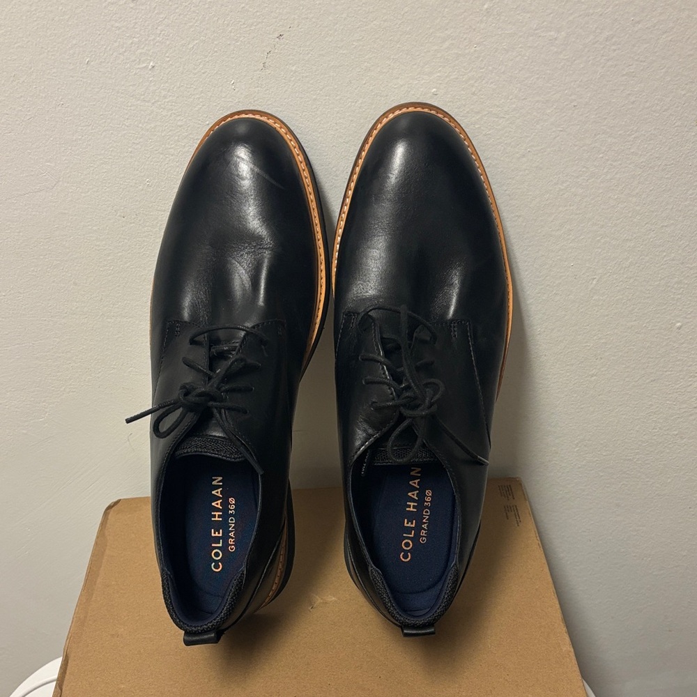 Cole Haan Men's Black Leather Oxfords